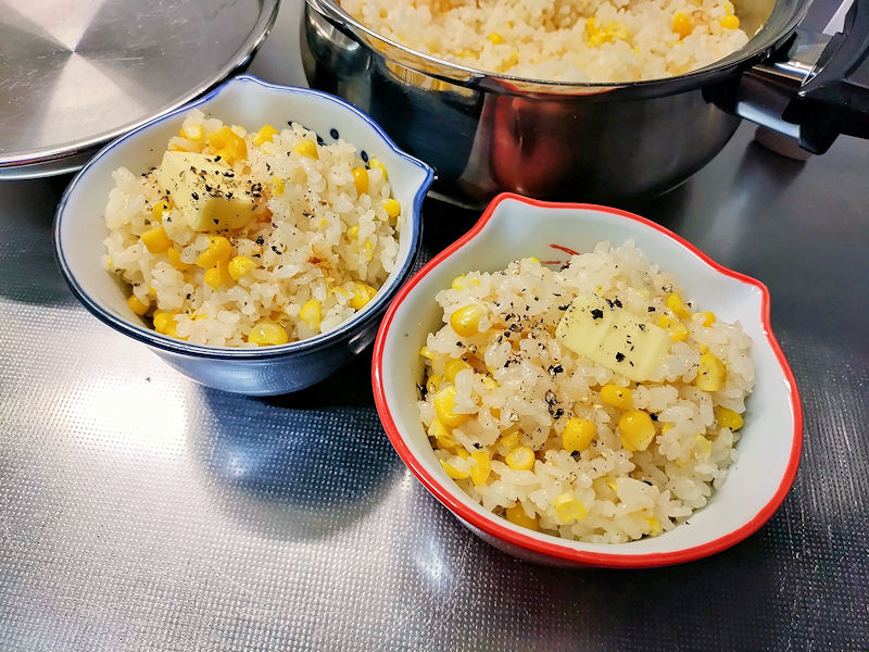 芯ごと炊いたとうもろこしご飯